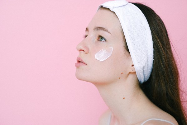 Can LED Light Therapy Mask Really Banish Acne and Wrinkles?