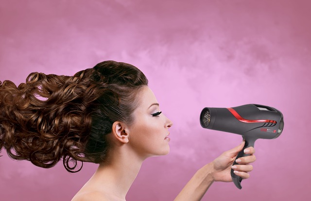 Heat vs. Cool Settings: Finding the Right Temperature for Your Hair Dryer